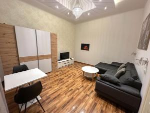 Parliament Apartment