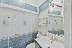 2 Bedrooms sea view in Le Suquet