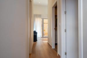 New Renovated - First Line Beach Apartment