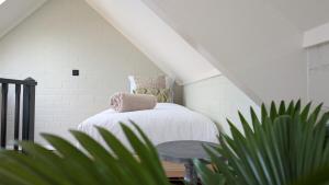 CRASHNSTAY - t Spoorhuys