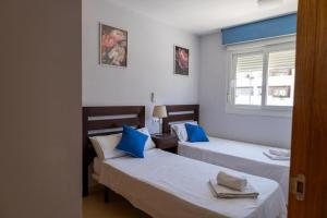 Penthouse Sleeps 4 with Rooftop Terrace