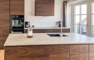 Cozy Apartment In Blokhus With Wifi