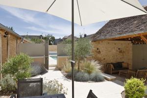 Maisons de vacances Le Jardin d'Anatole : Parking / Haut Standing : photos des chambres
