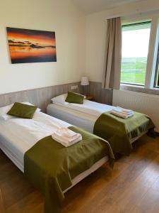 Guesthouse Stöng and Cottages