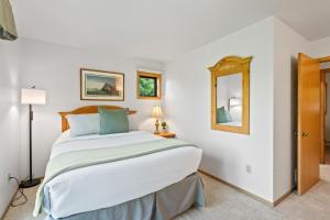 Holiday by the Bay Unit A-4 by Simple Life Rentals