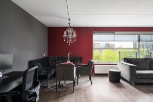 A Cozy and Nice Furnished Room in Shared Modern Apartment