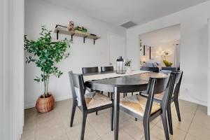 3 Mi to Old Town Scottsdale Home with Patio!