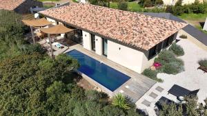 Villas La Villa Genevieve, Maison 6 personnes avec piscine : photos des chambres