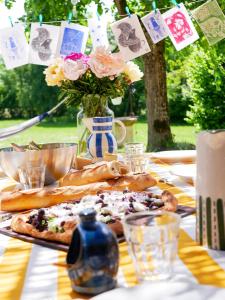 B&B / Chambres d'hotes Moulin de Saint Jacques : photos des chambres