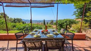 Villas Exceptional Provencal villa : photos des chambres