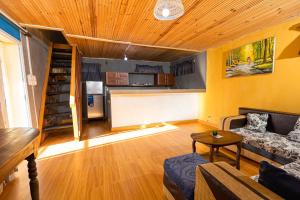 Studio Familial (AMI Appart-Hotel) - Taolagnaro