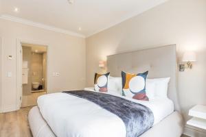 Cape Royale Green Point