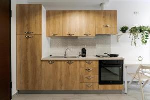 Downtown Urban Studio w Balcony Vol 1