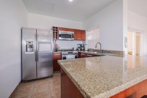 Exclusive 3BR Villa in Puerta Cortés with Jacuzzi, Golf Cart & Beach Club | 18C