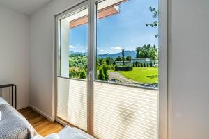 Apartamenty z widokiem & Balia - Willa KRÓLE 25A by RentiloPL