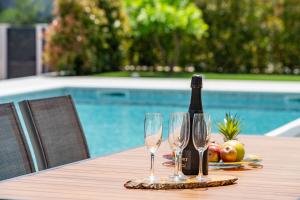 Villa 65 Large 55m2 Private Heated Pool Peaceful Escape