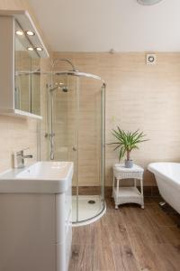 Danehurst - Pickering