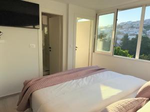 Ane Promenade Sunset Beach Apartment