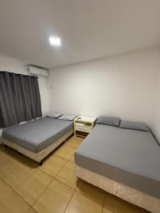 AP FRENTE À PRAÇA BEM LOCALIZADO 02