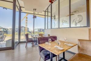 One Rosebank- Zero 31 Escape