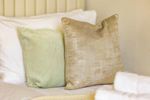 Comfort Heaven Ctr London Next Buckingham Palace