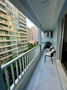 Apartamento vista mar 3 quartos ar condicionado Pitangueiras Guarujá