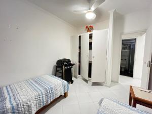 Apartamento vista mar 3 quartos ar condicionado Pitangueiras Guarujá