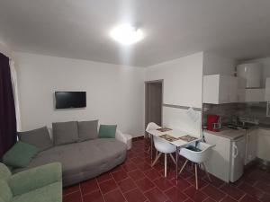 Mali Apartmanház Zamárdi - Ubytování bez kategorie ve městě Zamárdi