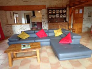 Gîte à Saint-Juire-Champgillon avec piscine privative, sauna, jardin et wifi - FR-1-426-363