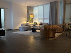 مسارات الأولى للشقق الفندقية