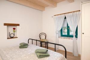 Holiday house with a parking space Valtura, Pula - 24732