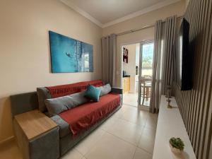 Ubatuba- Praia das Toninhas 104.