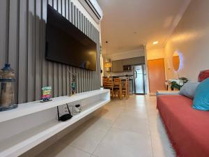 Ubatuba- Praia das Toninhas 104.