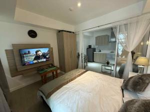 AZURE BICUTAN POSITANO Tower