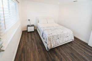 Spacious One-Bedroom With Dining Area & Gated Parking