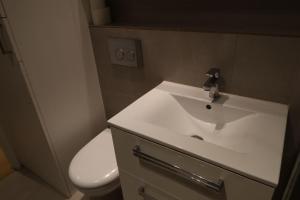 Central Paris apartment with Eiffel Tower view