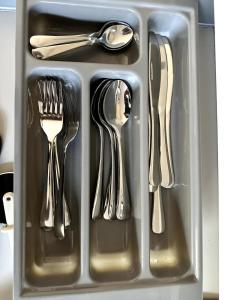 Modern Ground floor 2 Bed Room Apartment Work Leisure Free Parking