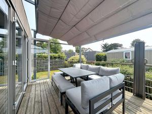 Maisons de vacances Mobil-home moderne 3 chambres, terrasse, animaux admis - FR-1-361A-97 : photos des chambres