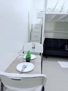 Michaels Cozy Retreat in Cubao