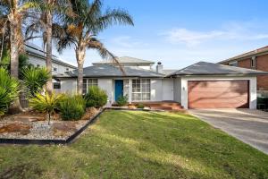 Casa Amaani with Private Beach Box