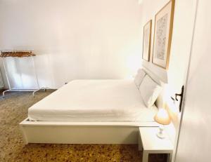 Rome Vacation Glicini