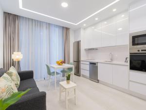 Apartment in Las Palmas by Playa de Las Canteras