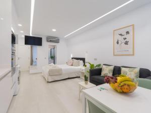 Apartment in Las Palmas by Playa de Las Canteras