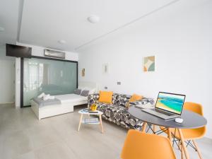 Apartment in Las Palmas near Playa de Las Canteras