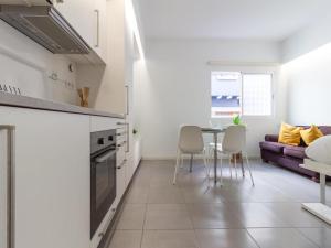 Apartment by Playa de Las Canteras Beach