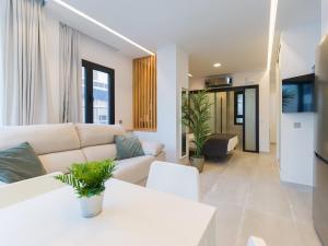 Apartment by Playa de Las Canteras Beach