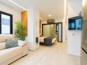 Apartment by Playa de Las Canteras Beach