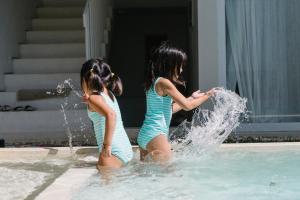Endless Summer Uluwatu - Family Friendly