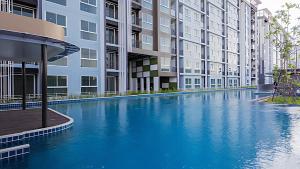 Laid back at IRIS Westgate Bangkok-Nonthaburi