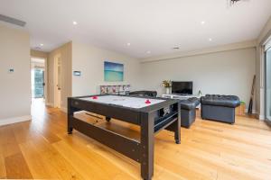 Bayview Bliss Beachfront Escape Rye